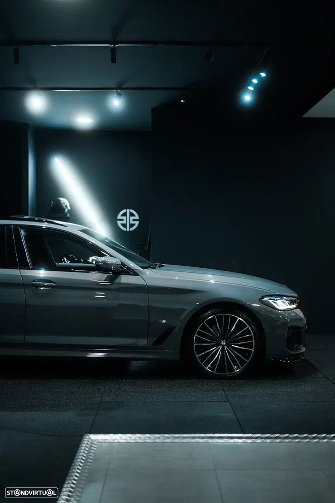 BMW 530 e Pack Desportivo M - 7