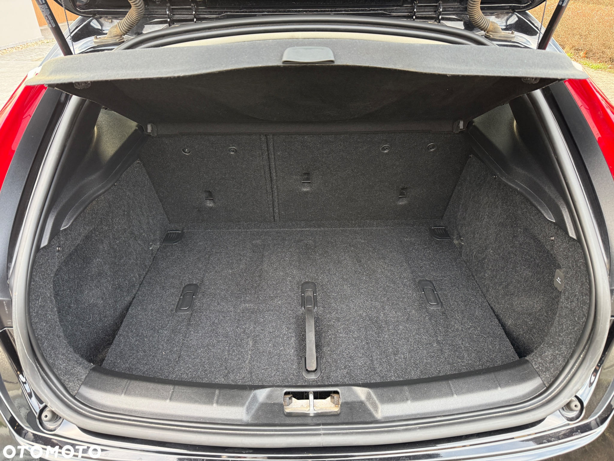 Volvo V40 Cross Country T5 AWD Drive-E Summum - 17
