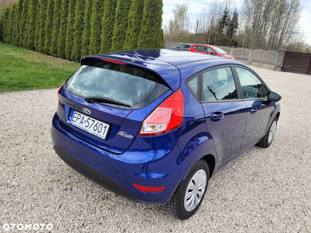 Ford Fiesta 1.25 Celebration - 13