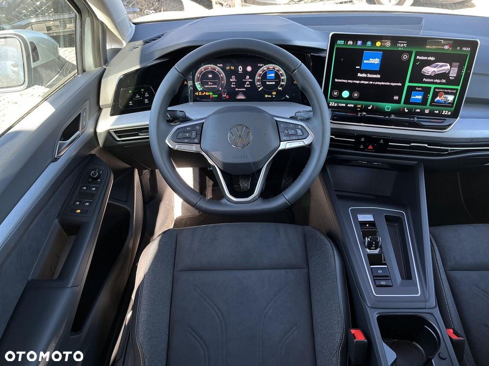 Volkswagen Golf - 18