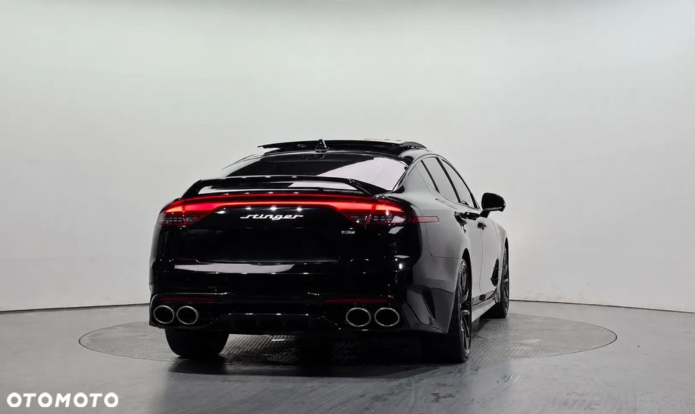 Kia Stinger 3.3 T-GDI V6 GT AWD - 4