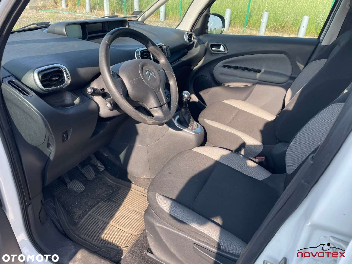 Citroën C3 Picasso 1.6 HDi Attraction - 5