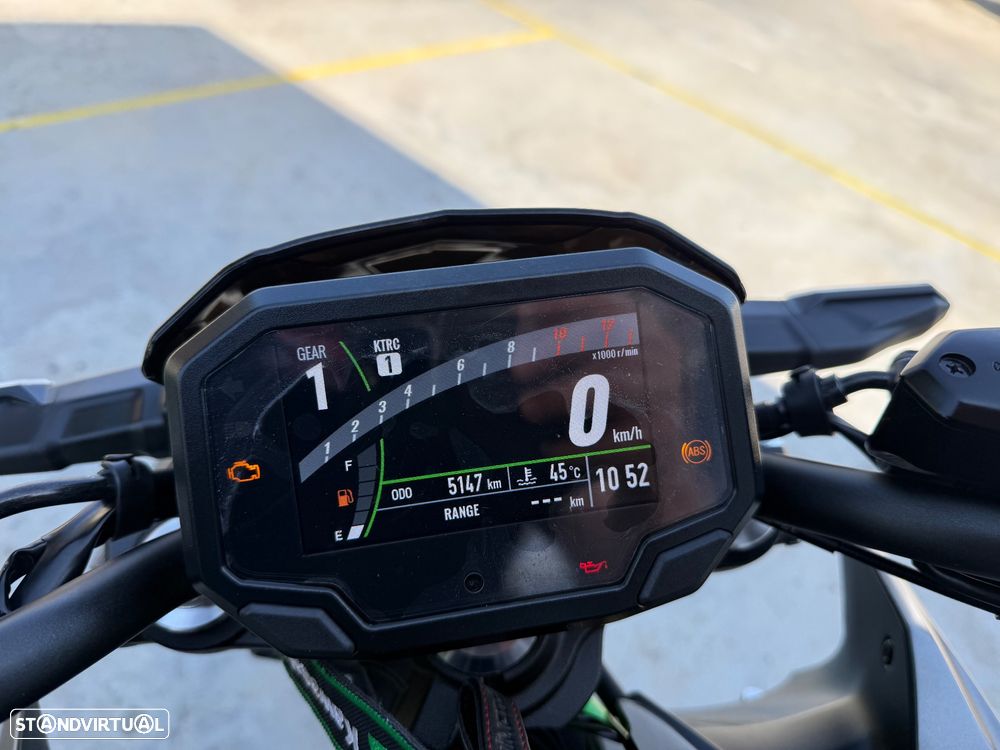 Kawasaki Z 650 - 13