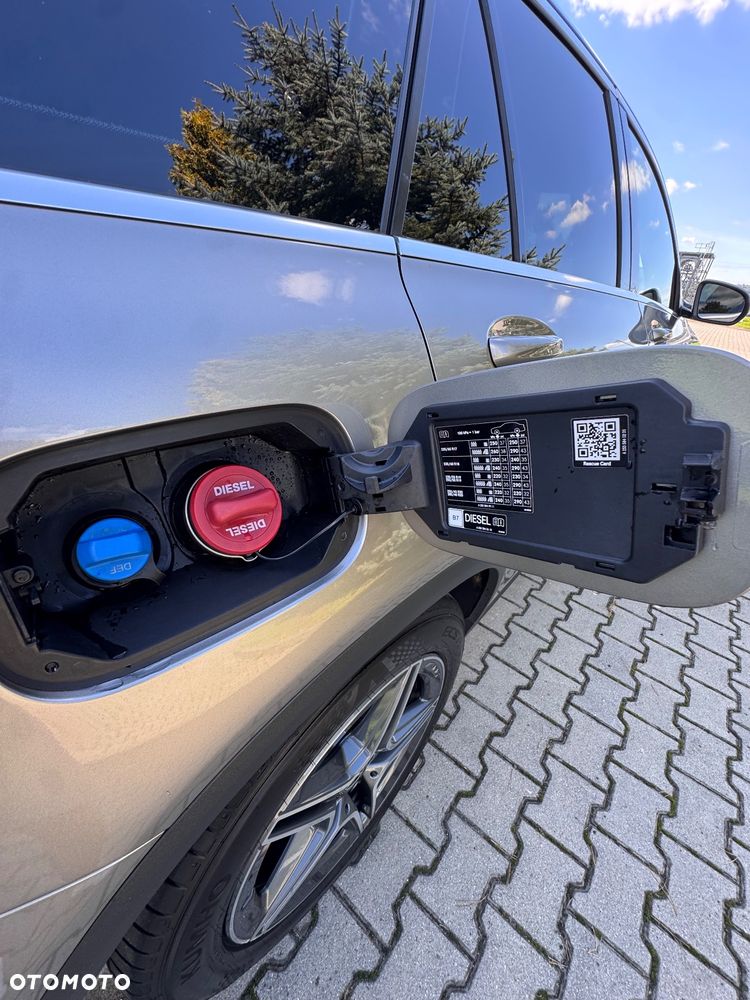 Mercedes-Benz GLC 220 d 4Matic 9G-TRONIC AMG Line - 17