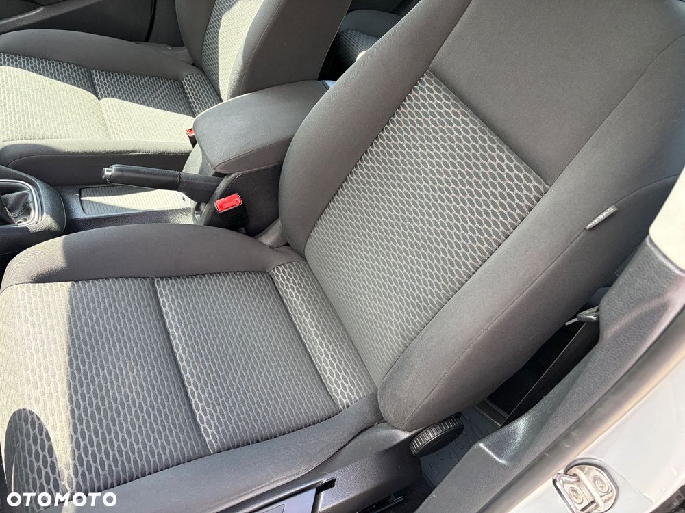 Volkswagen Golf 1.2 TSI BMT Trendline Perfectline - 11