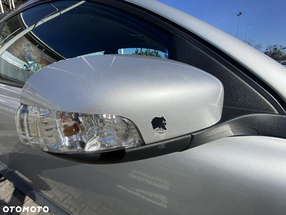Volvo C30 1.6 Momentum - 6