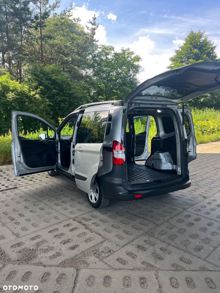 Ford Transit courier - 25