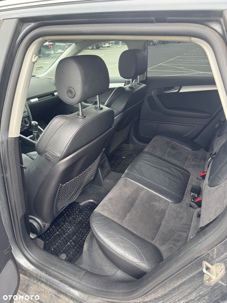 Audi A3 Sportback 2.0 TDI DPF quattro Ambition - 13