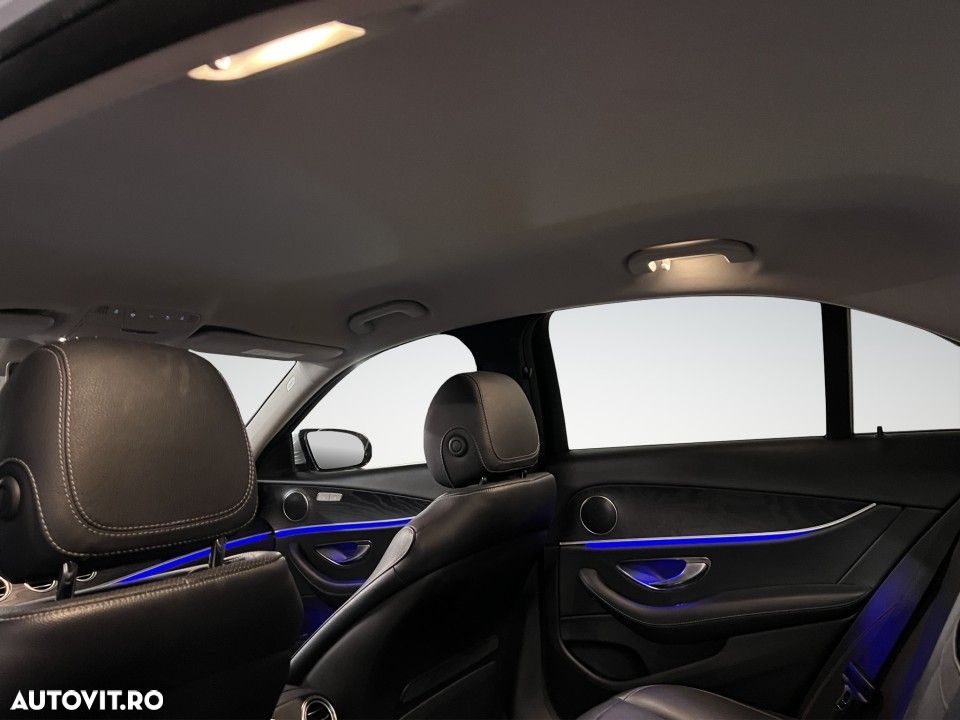 Mercedes-Benz E 220 d 4MATIC Aut. - 14