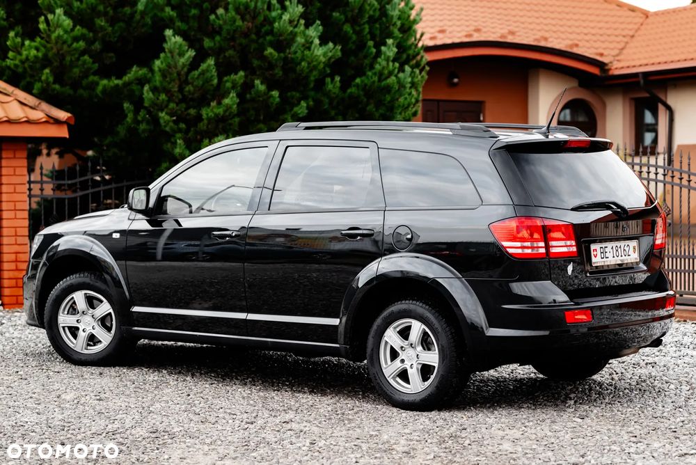 Dodge Journey 2.4 SXT - 13