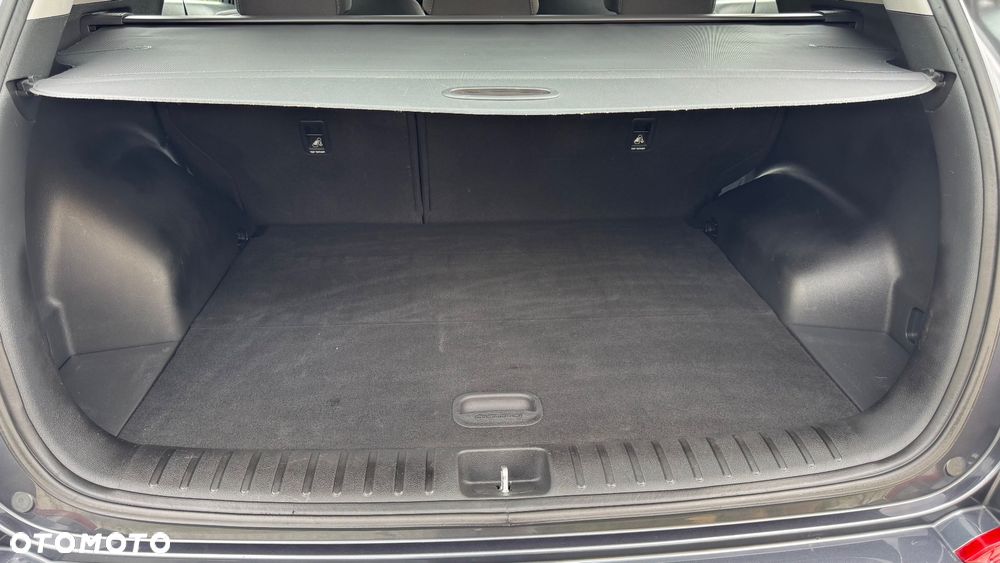 Hyundai Tucson 1.6 GDI BlueDrive GO 2WD - 30