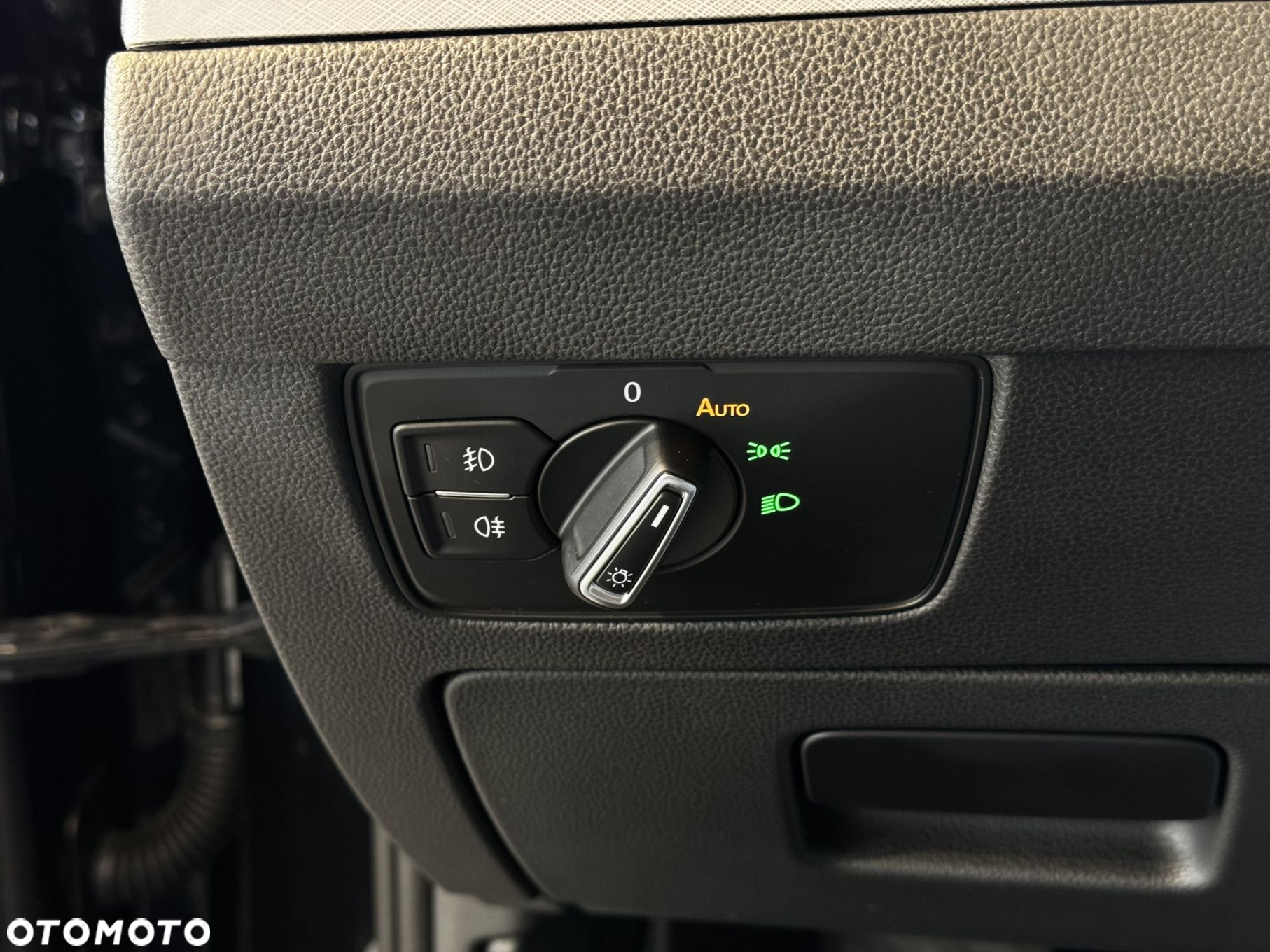 Volkswagen Passat - 17