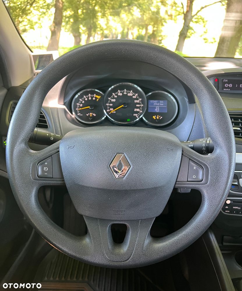 Renault Fluence 1.6 16V Expression - 14