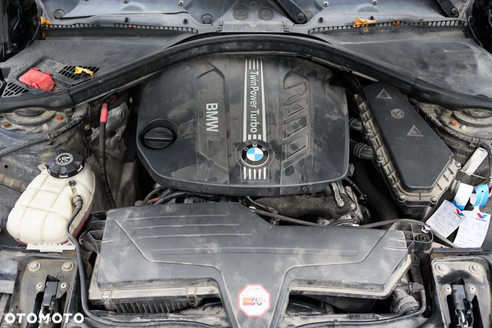 BMW Seria 3 - 34