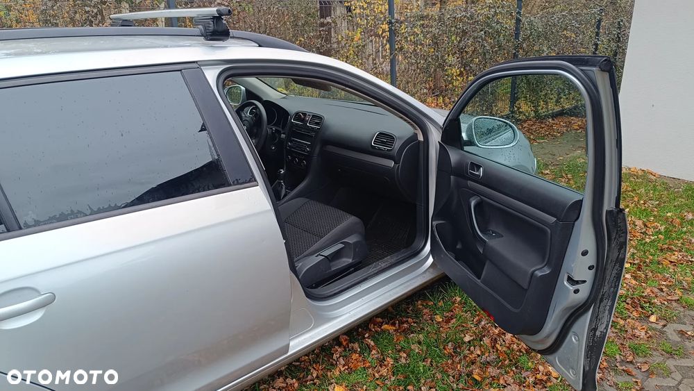 Volkswagen Golf VI 1.6 TDI Trendline - 22