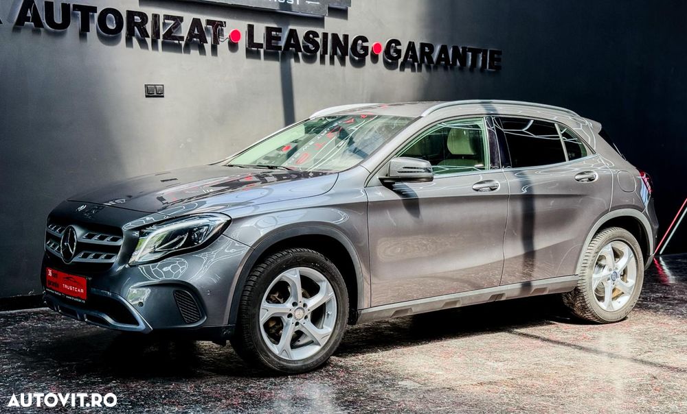 Mercedes-Benz GLA 200 d 4MATIC 7G-DCT Urban - 13