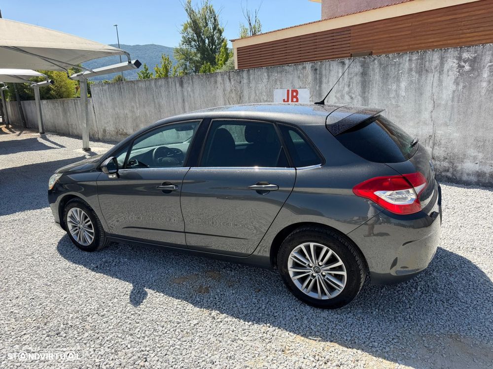 Citroën C4 1.6 HDi Seduction - 4