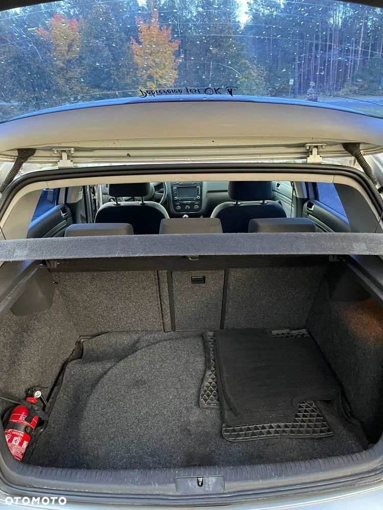 Volkswagen Golf V 1.9 TDI Trendline - 15