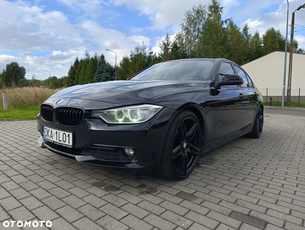 BMW Seria 3 318d Modern Line - 13