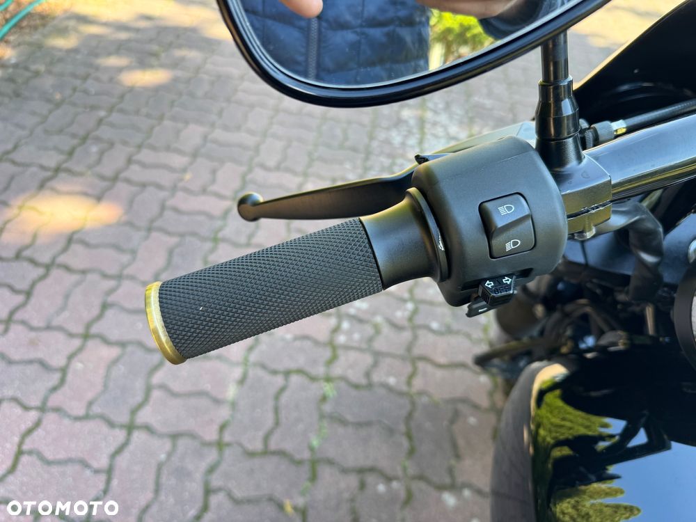 Yamaha XV - 16
