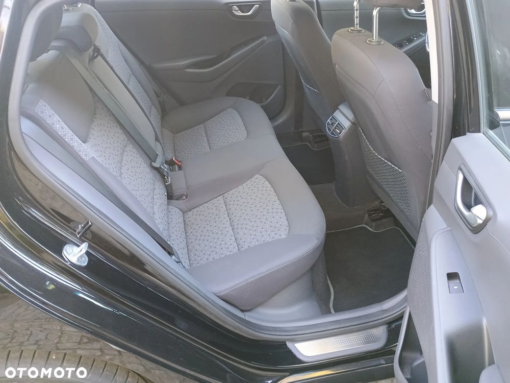 Hyundai IONIQ 1.6 GDI Style - 10