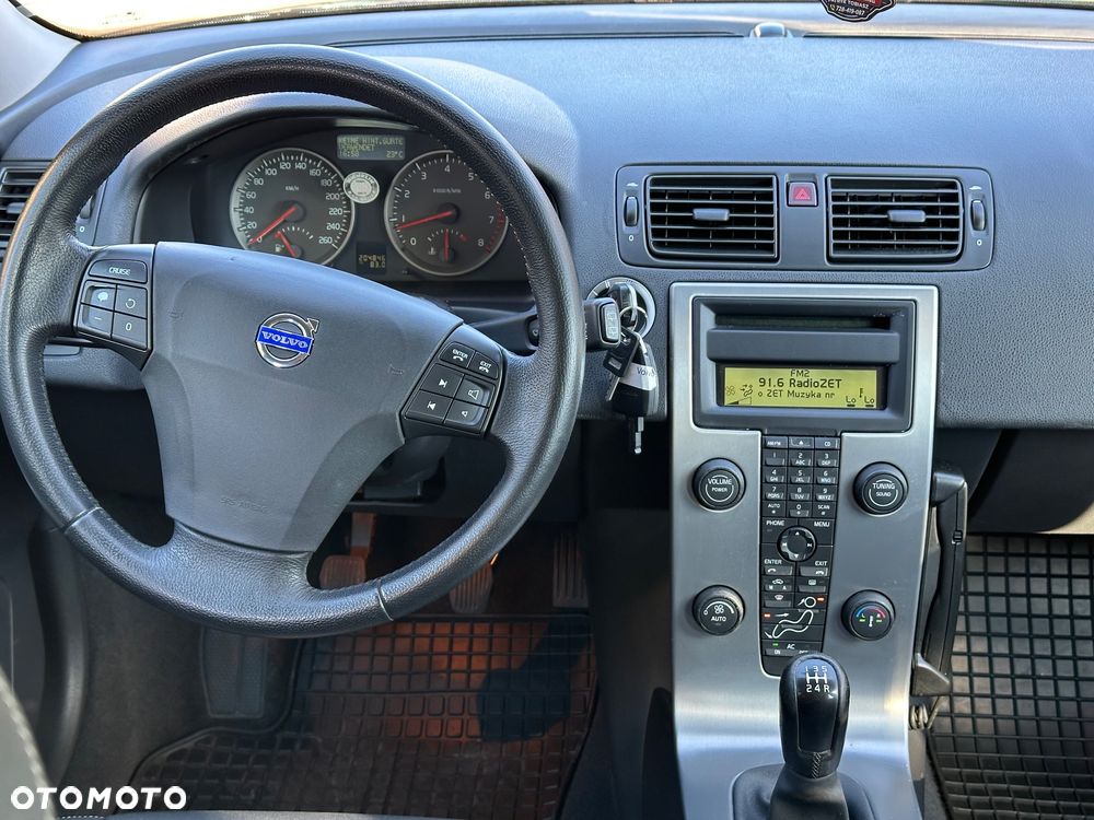 Volvo V50 2.4i Momentum - 21