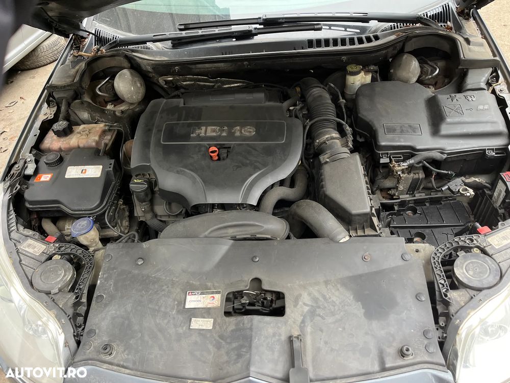 Dezmembrez Citroen C5 2009 Exclusive 1,6 HDI gri - 3