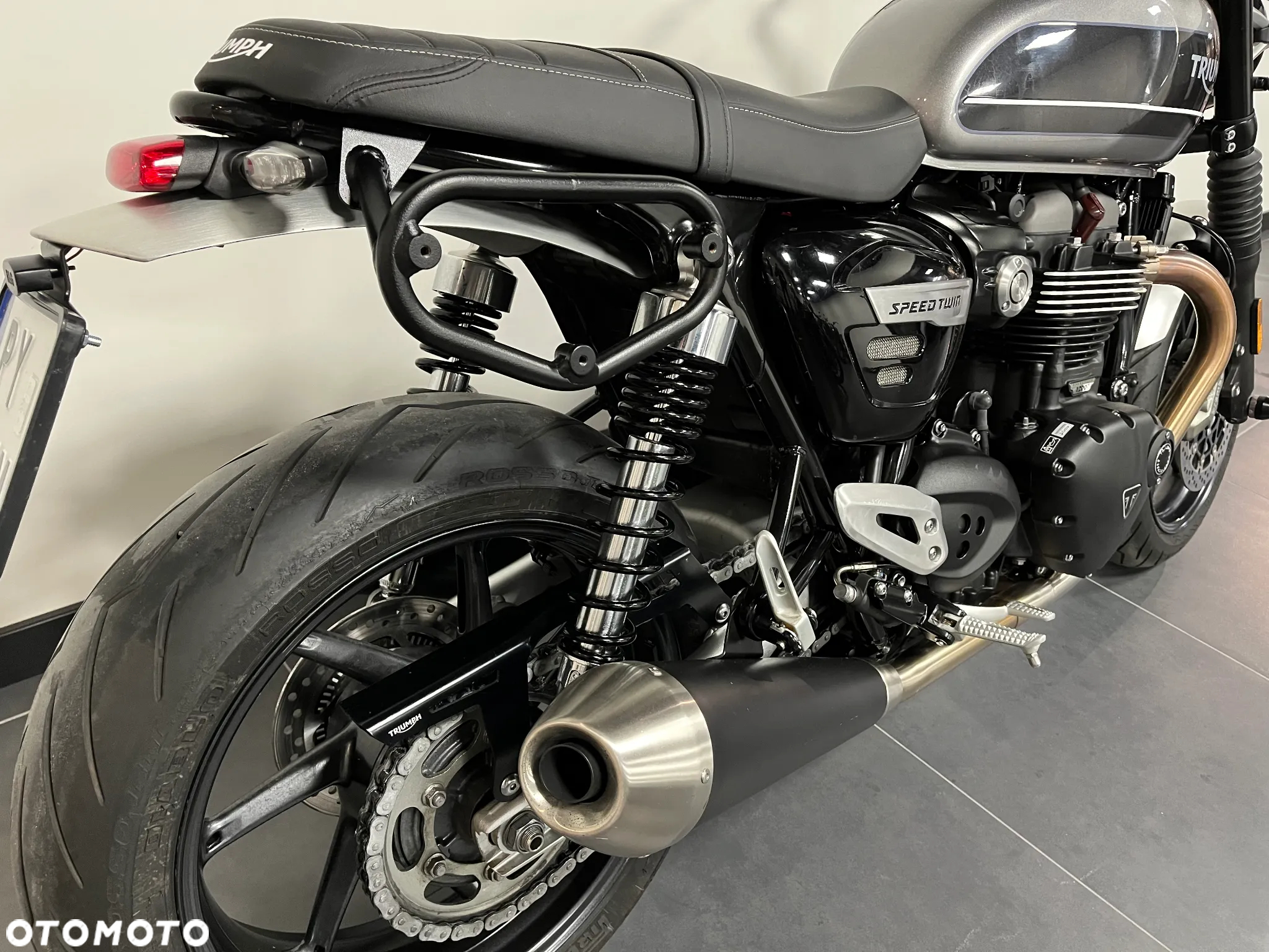 Triumph Speed Twin - 10