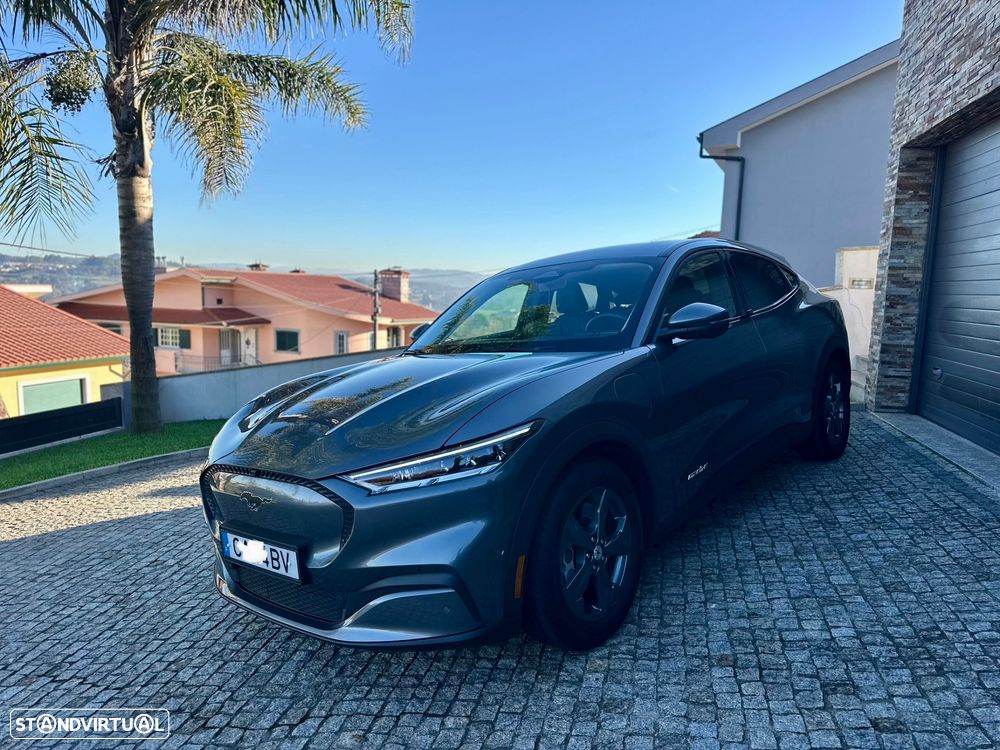 Ford Mustang Mach-E 75.7 kWh Premium AWD - 2
