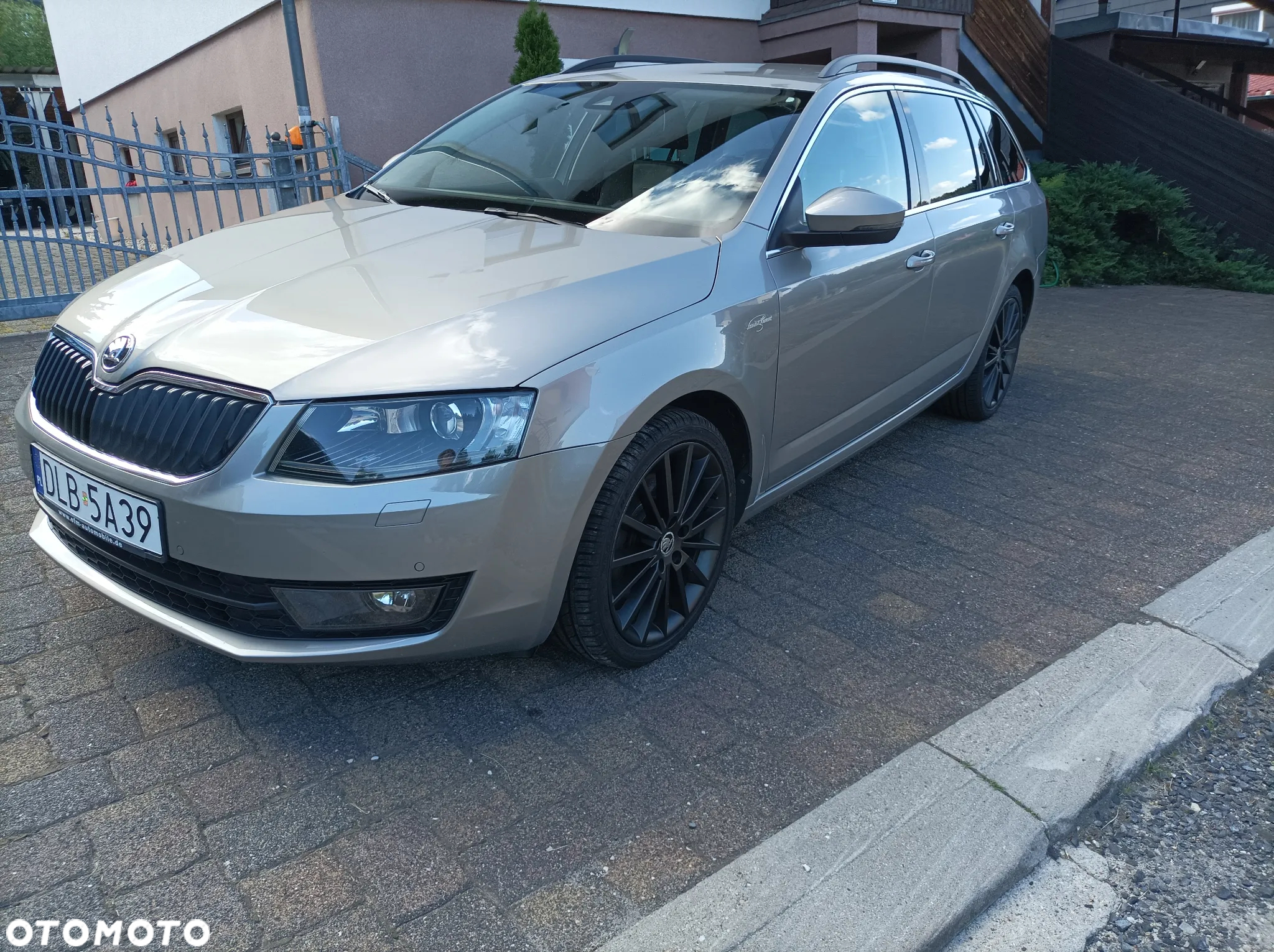Skoda Octavia 1.8 TSI DSG L&K - 3