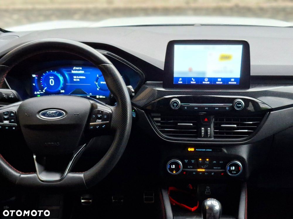 Ford Kuga 2.0 EcoBlue Hybrid ST-LINE - 4