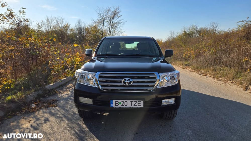 Toyota Land Cruiser V8 4.5 Aut Luxury - 2