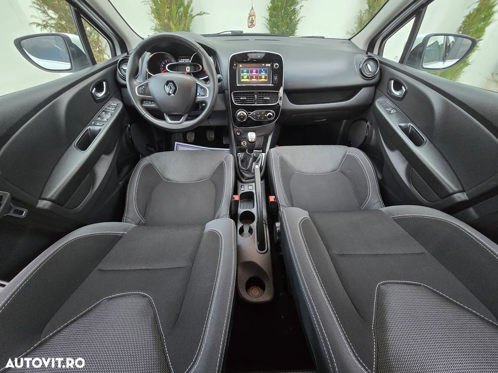 Renault Clio - 6
