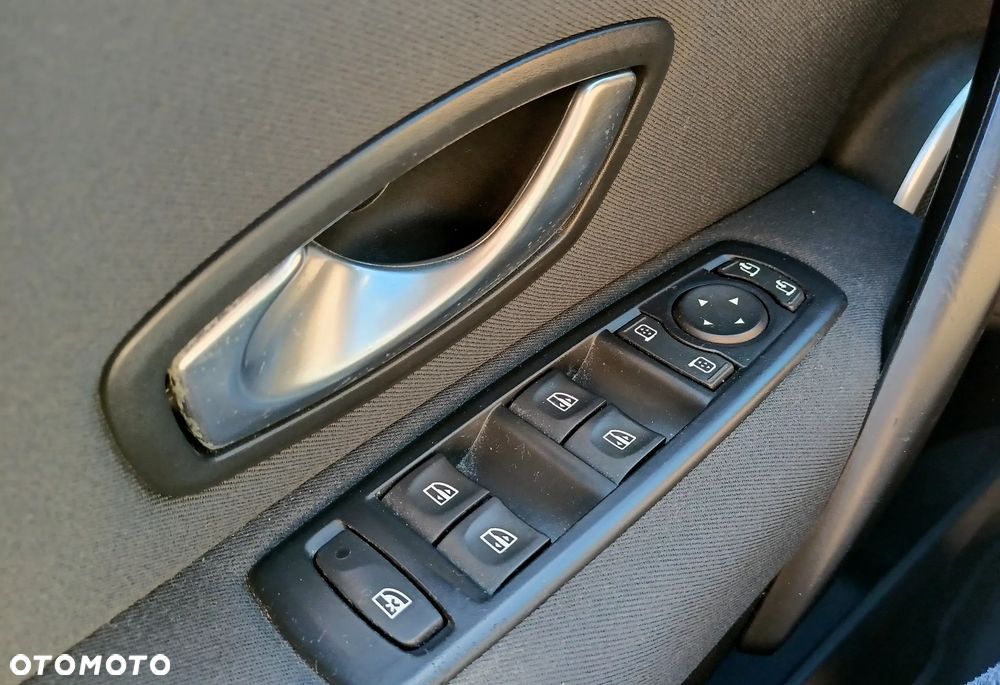 Renault Megane 1.5 dCi Dynamique - 9