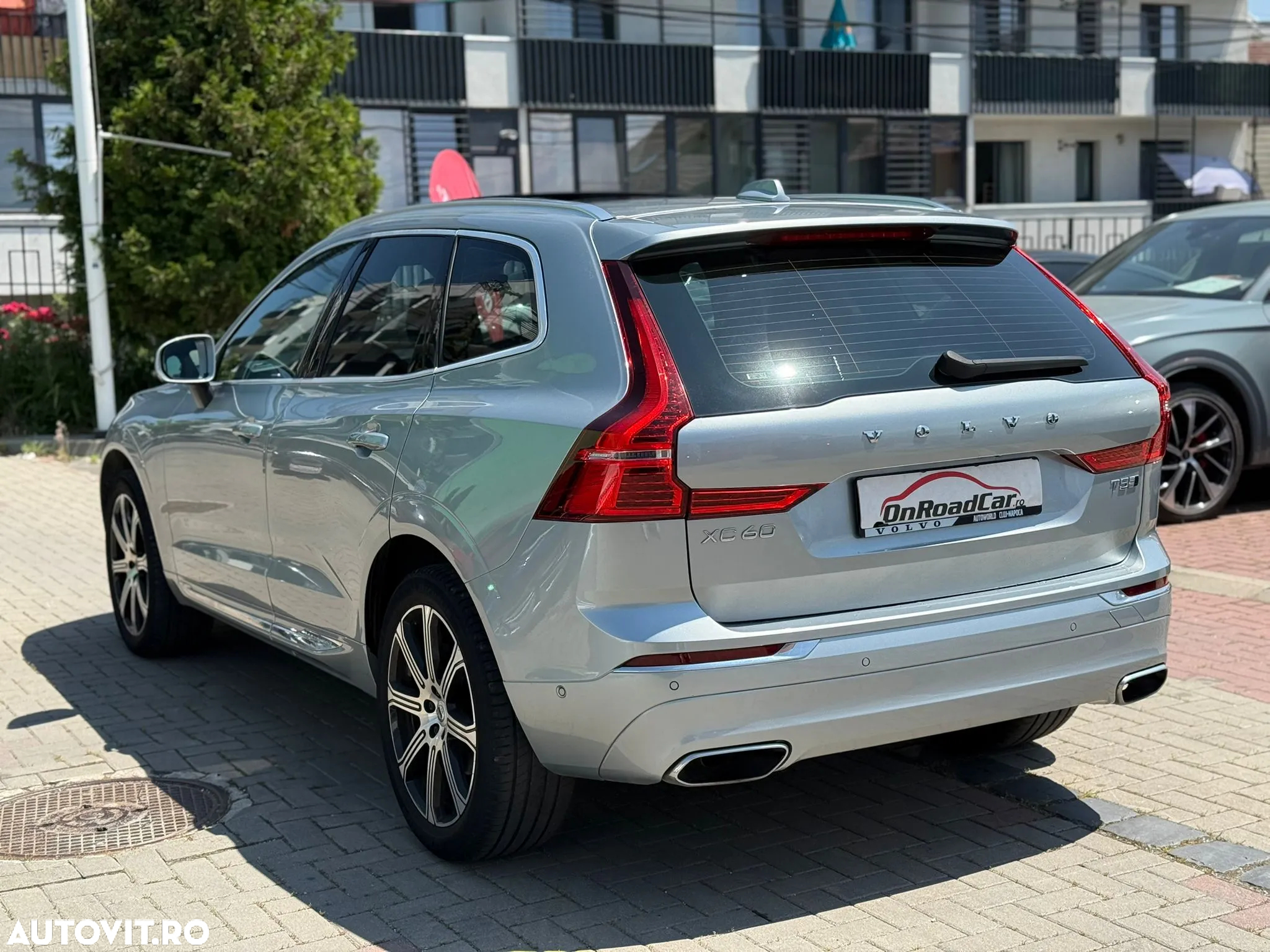 Volvo XC 60 T5 AWD Inscription - 3