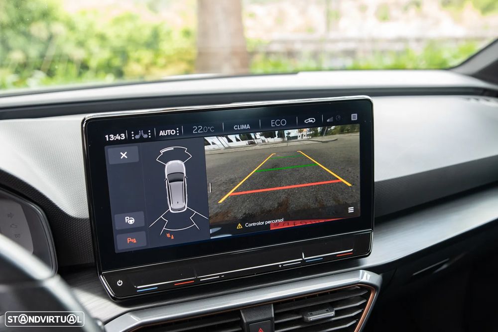 Cupra Leon ST 1.4 e-Hybrid MID DSG - 17