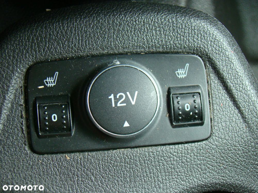 Ford TRANSIT CONNECT - 19