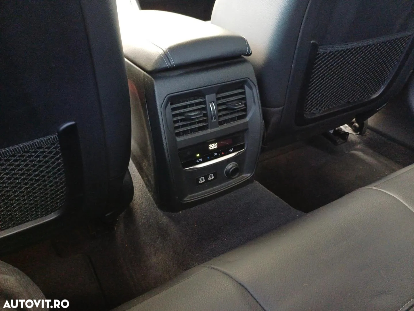 BMW Seria 3 330e Aut. Advantage - 24