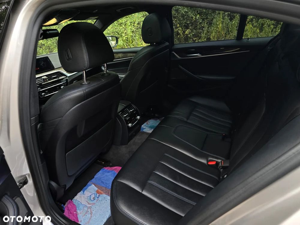 BMW Seria 5 540i M Sport sport - 7