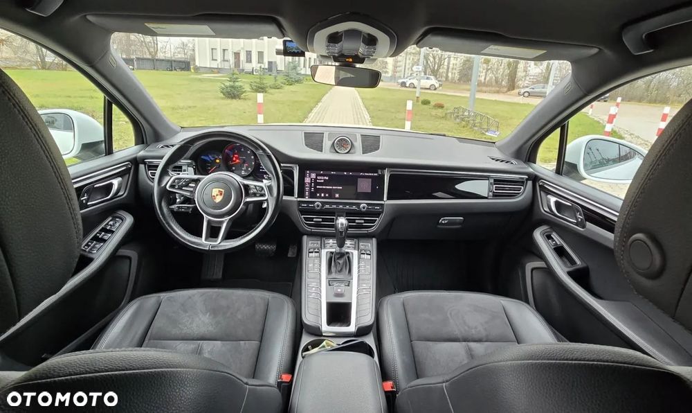 Porsche Macan Standard - 5