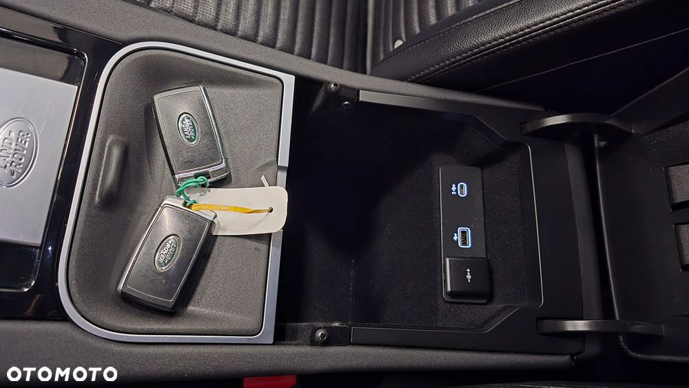 Land Rover Discovery Sport D200 Dynamic S - 24