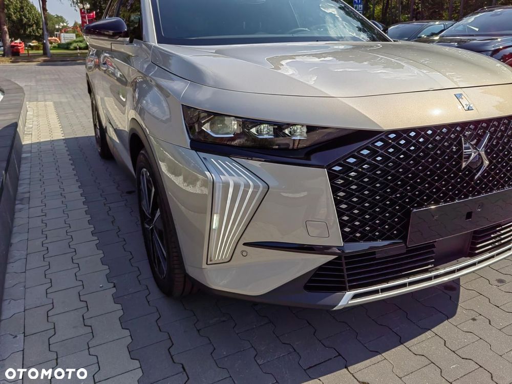 DS Automobiles DS 7 Crossback - 11