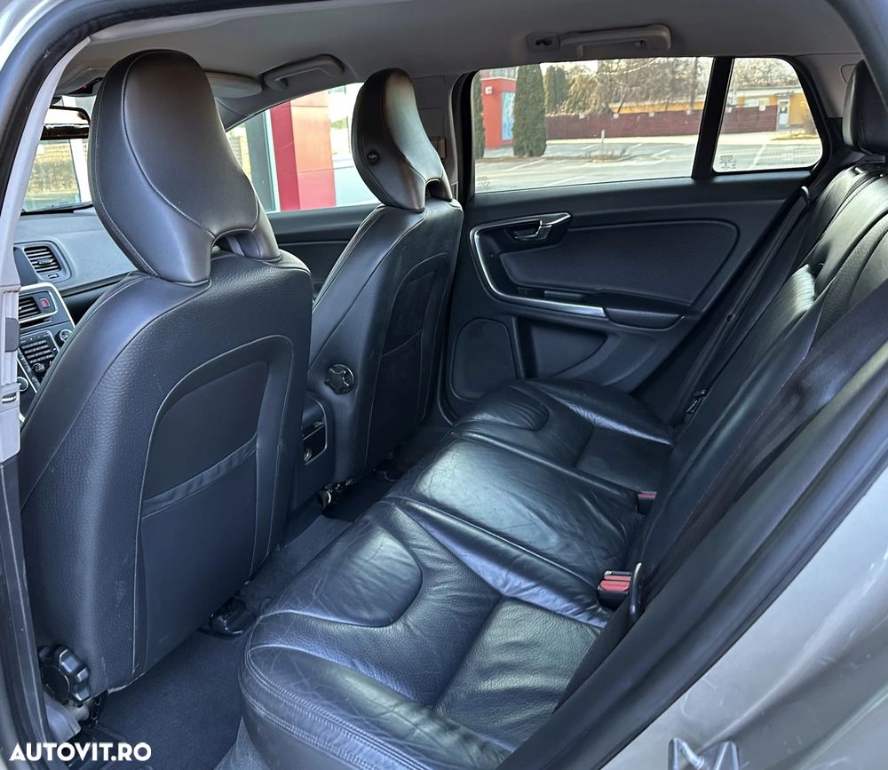 Volvo V60 - 13