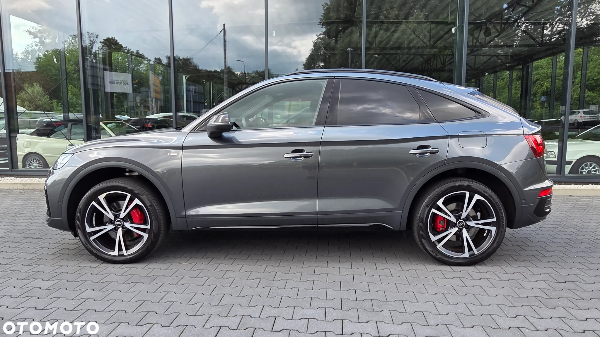 Audi Q5 Sportback - 41