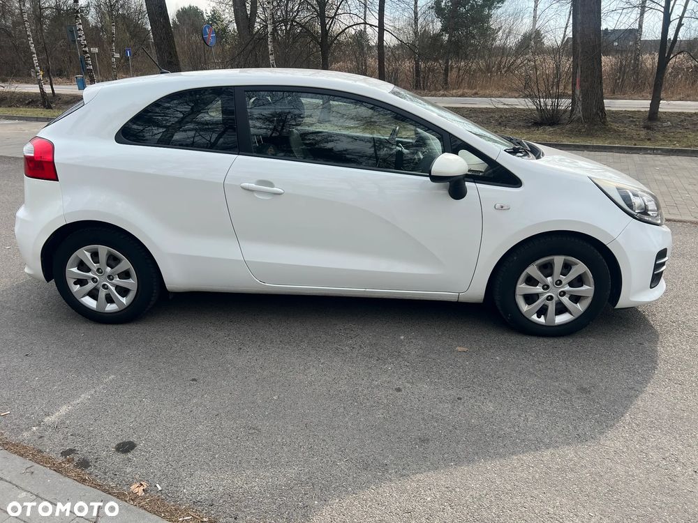 Kia Rio 1.4 crdi M - 6