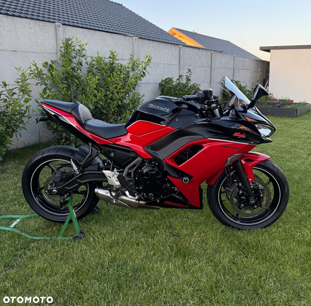 Kawasaki Ninja - 2