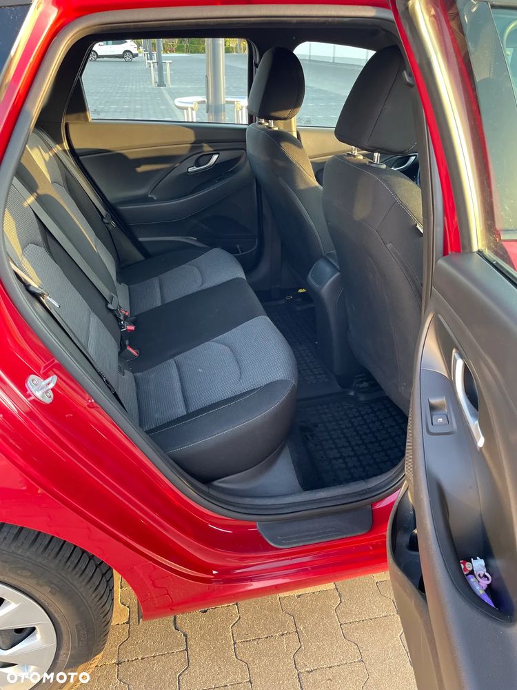 Hyundai i30 1.4 Classic + - 15