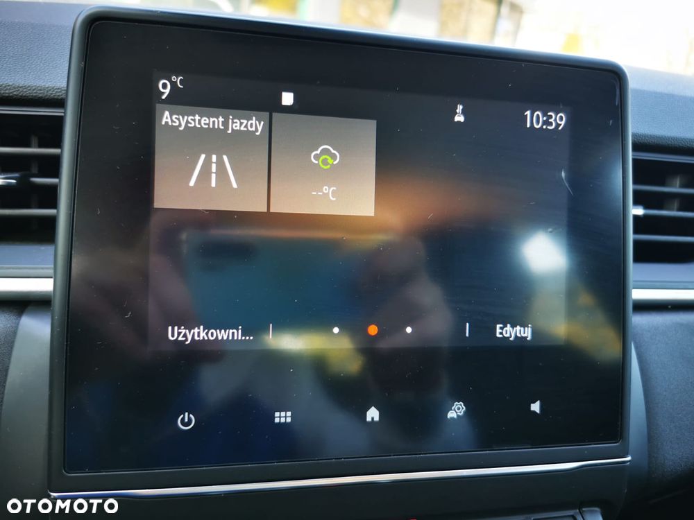 Renault Captur TCe 100 INTENS - 24