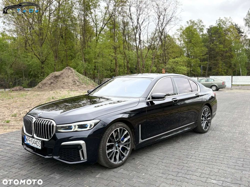 BMW Seria 7 750i xDrive - 14