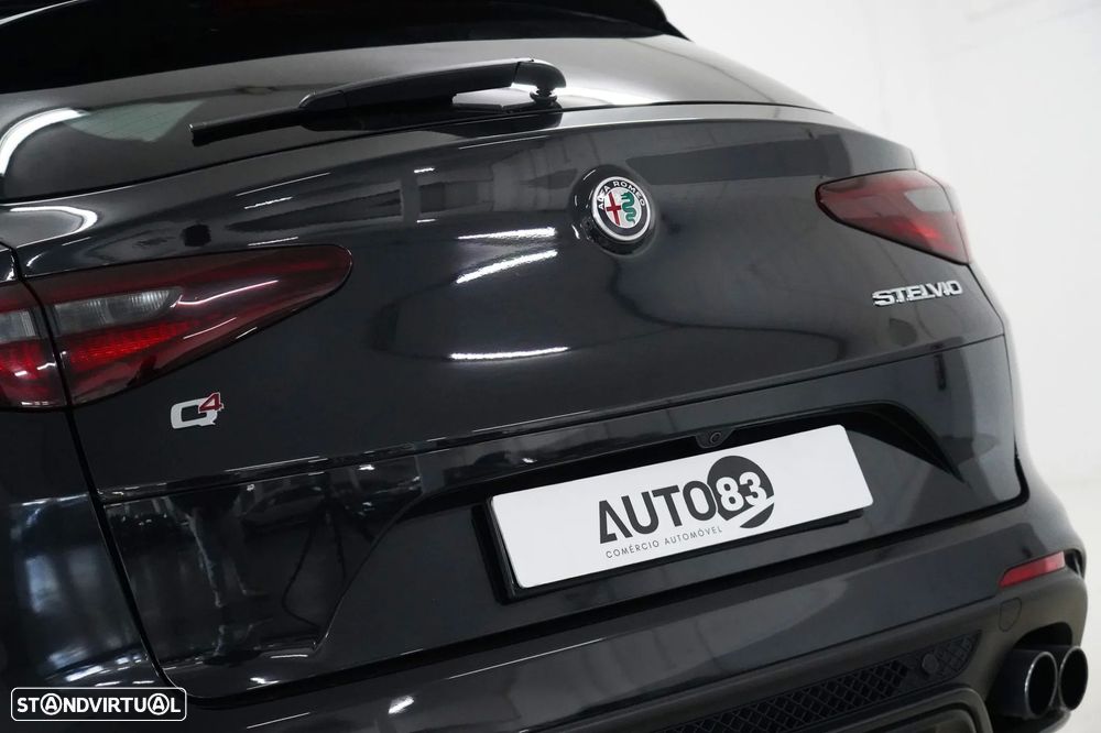 Alfa Romeo Stelvio 2.9 T Quadrifoglio AT8 Q4 - 29